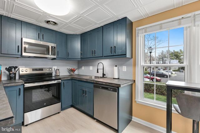 8736 RAVENGLASS WAY, Montgomery Village, MD 20886