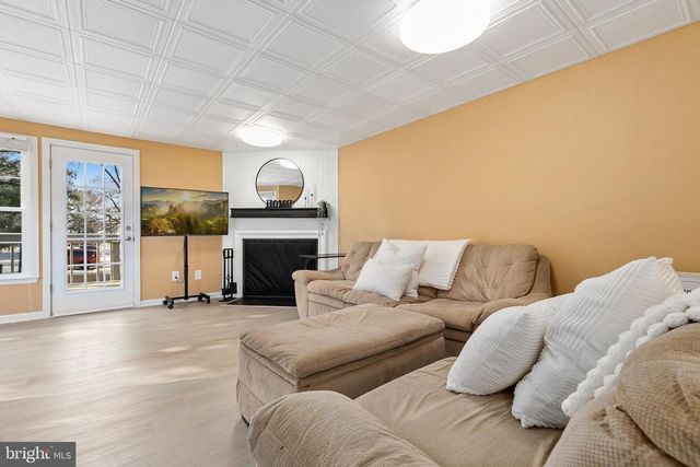 8736 RAVENGLASS WAY, Montgomery Village, MD 20886