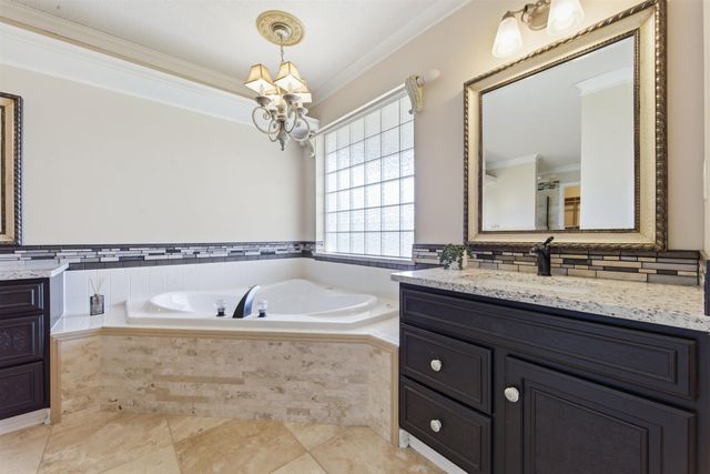 10251 S 89th Cir E, Mulvane, KS 67110