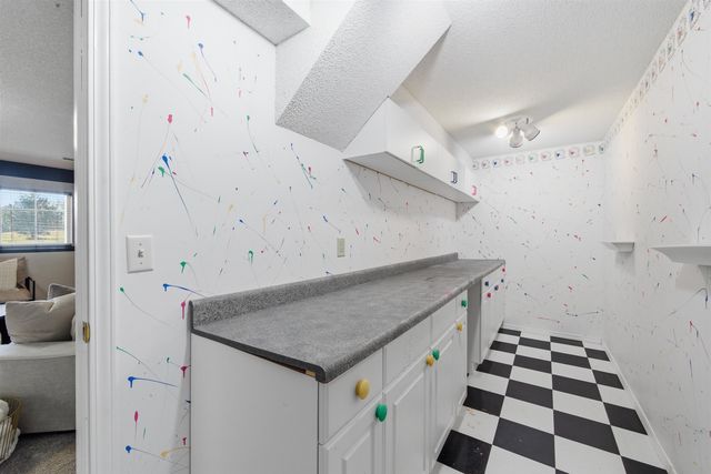 10251 S 89th Cir E, Mulvane, KS 67110