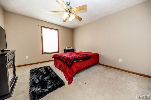 117 Northwoods Drive, Troy, IL 62294