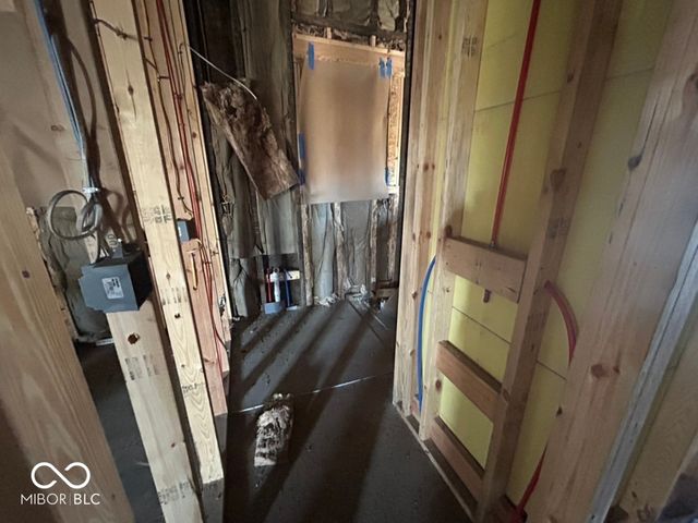 2735 Carrollton Avenue, Indianapolis, IN 46205