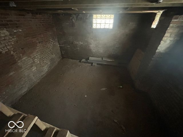 2735 Carrollton Avenue, Indianapolis, IN 46205