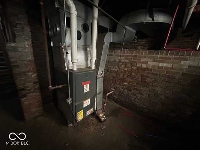 2735 Carrollton Avenue, Indianapolis, IN 46205