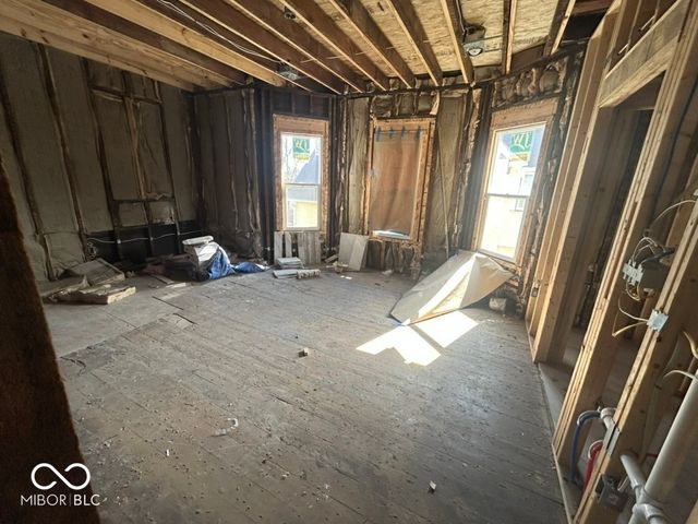 2735 Carrollton Avenue, Indianapolis, IN 46205