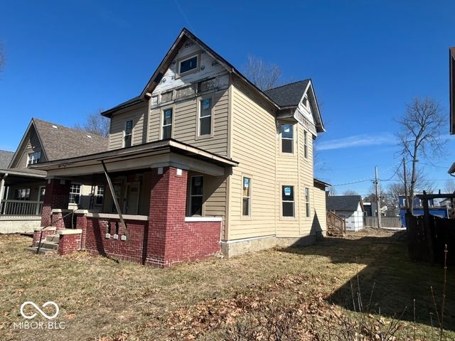 2735 Carrollton Avenue, Indianapolis, IN 46205