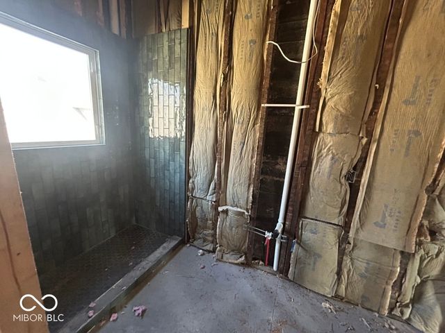 2735 Carrollton Avenue, Indianapolis, IN 46205