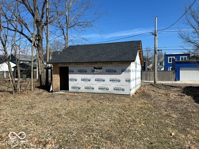 2735 Carrollton Avenue, Indianapolis, IN 46205