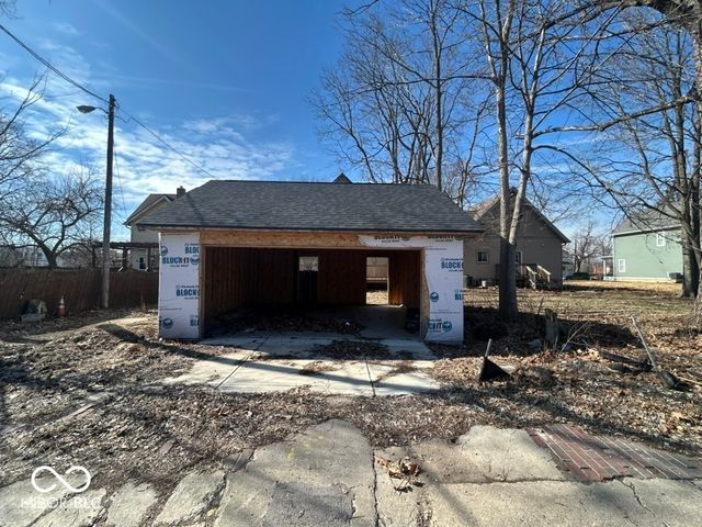 2735 Carrollton Avenue, Indianapolis, IN 46205