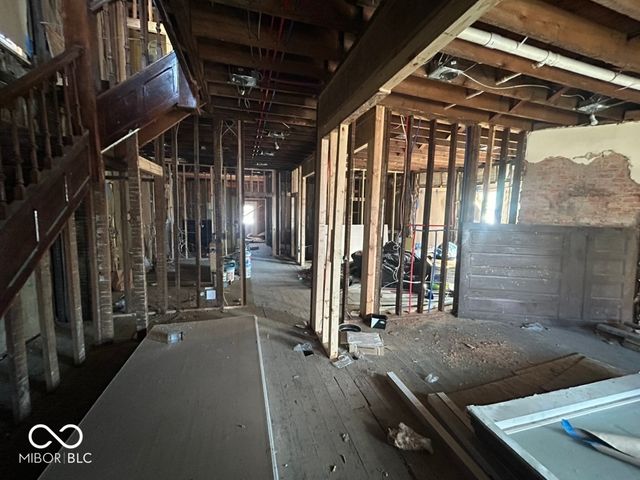 2735 Carrollton Avenue, Indianapolis, IN 46205