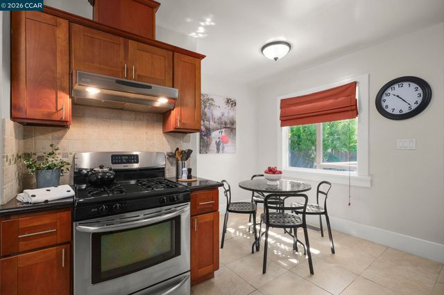 4426 Park Blvd, Oakland, CA 94602