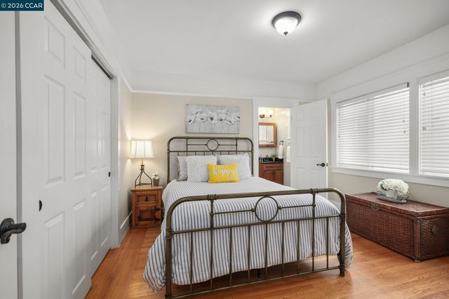 4426 Park Blvd, Oakland, CA 94602