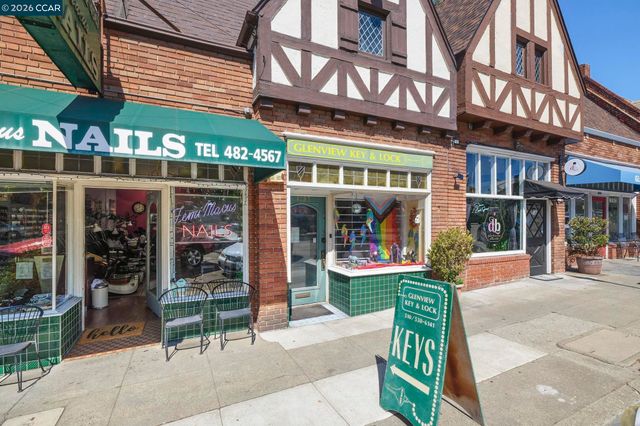 4426 Park Blvd, Oakland, CA 94602