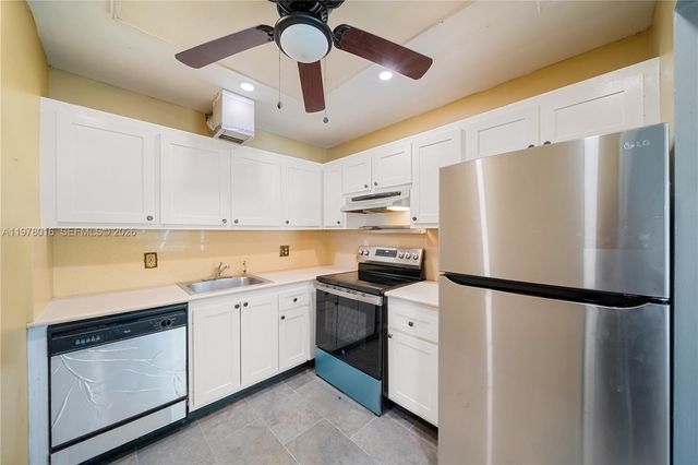 13455 SW 3rd Street 302S, Pembroke Pines, FL 33027
