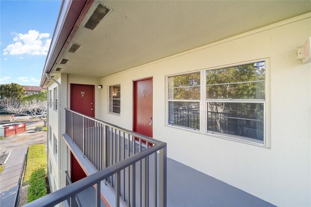 13455 SW 3rd Street 302S, Pembroke Pines, FL 33027