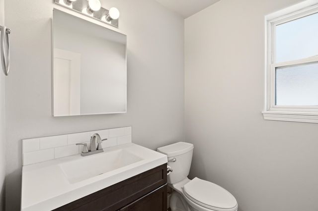 3018 S Sunnybrook St, Veradale, WA 99037