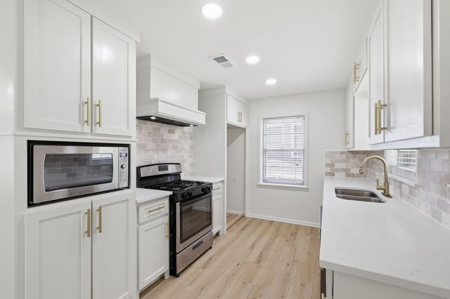 804 Mulkey Lane, Denton, TX 76209
