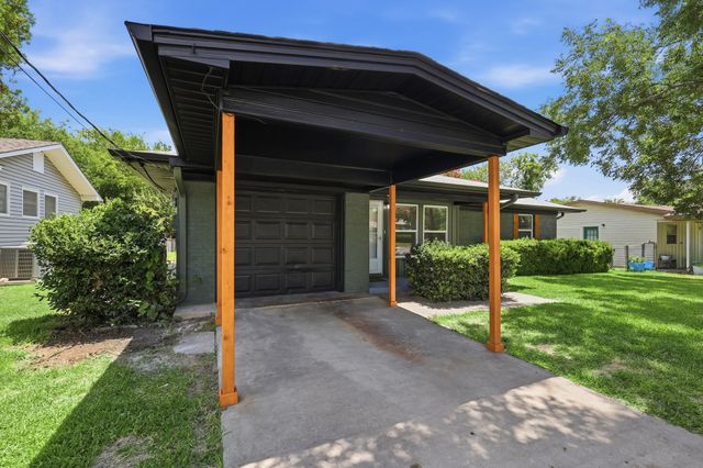 804 Mulkey Lane, Denton, TX 76209