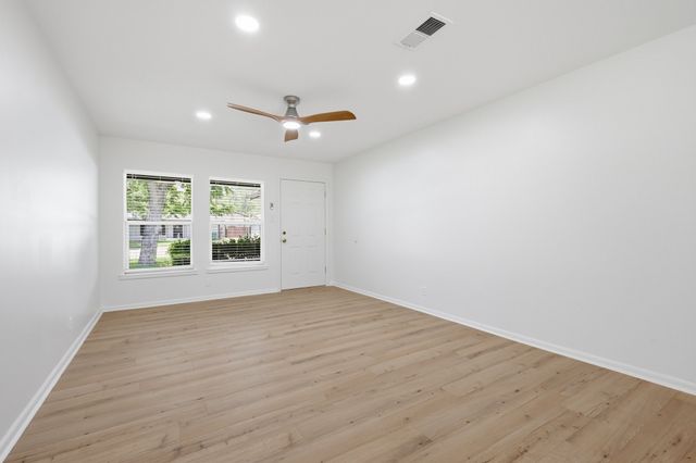 804 Mulkey Lane, Denton, TX 76209