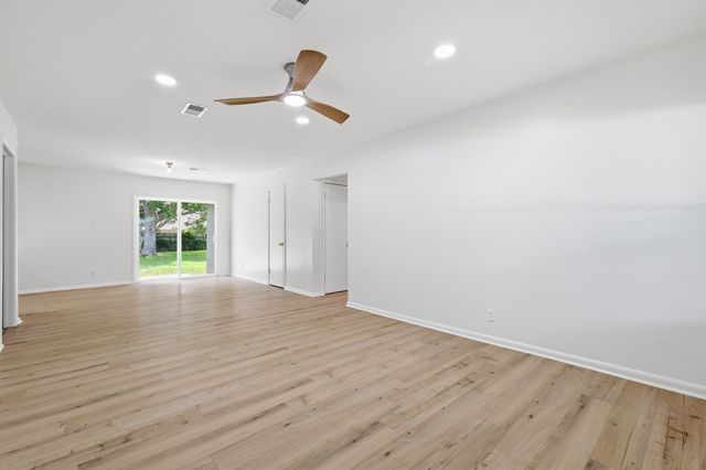804 Mulkey Lane, Denton, TX 76209