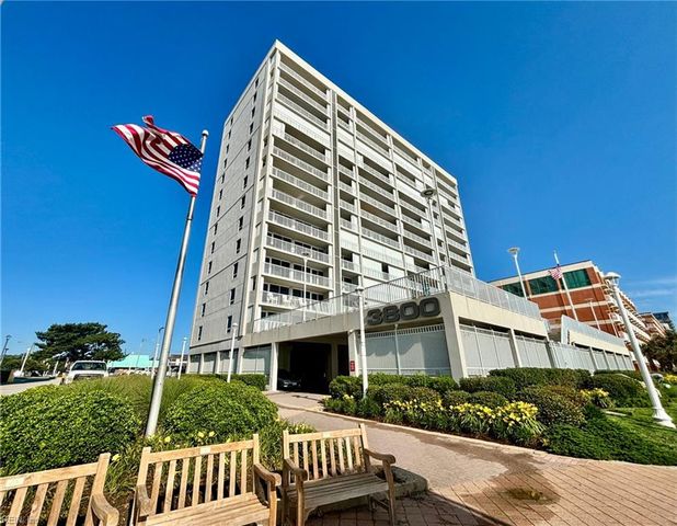 3800 Atlantic Ave Apt 604, Virginia Beach, VA 23451