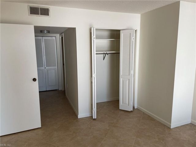 3800 Atlantic Ave Apt 604, Virginia Beach, VA 23451