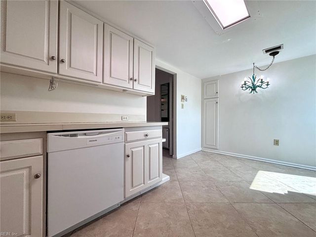 3800 Atlantic Ave Apt 604, Virginia Beach, VA 23451
