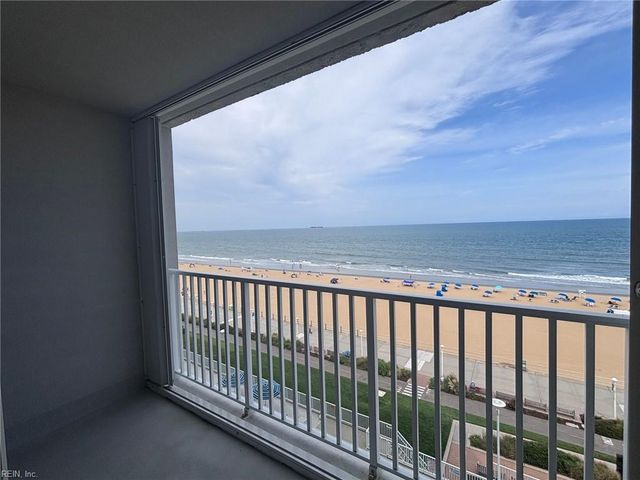 3800 Atlantic Ave Apt 604, Virginia Beach, VA 23451