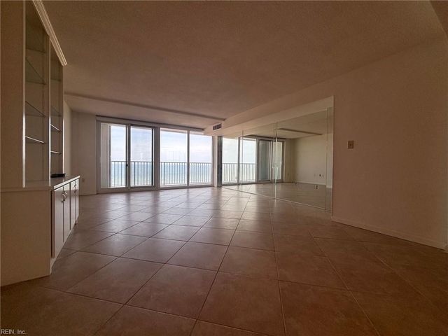 3800 Atlantic Ave Apt 604, Virginia Beach, VA 23451