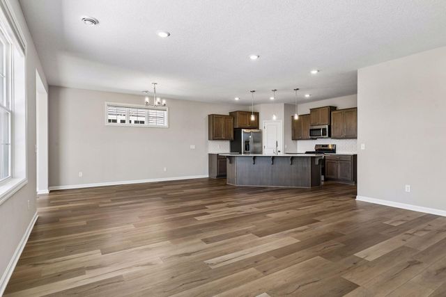 6102 158th Street N, Hugo, MN 55038