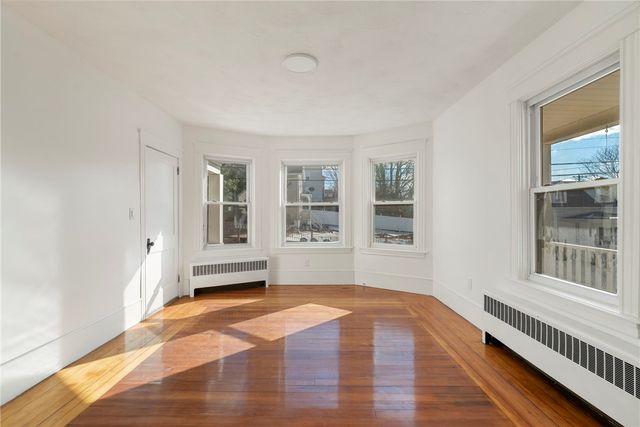 19 Vale Street 1, Providence, RI 02908