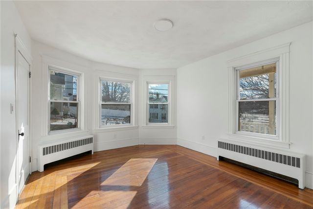 19 Vale Street 1, Providence, RI 02908