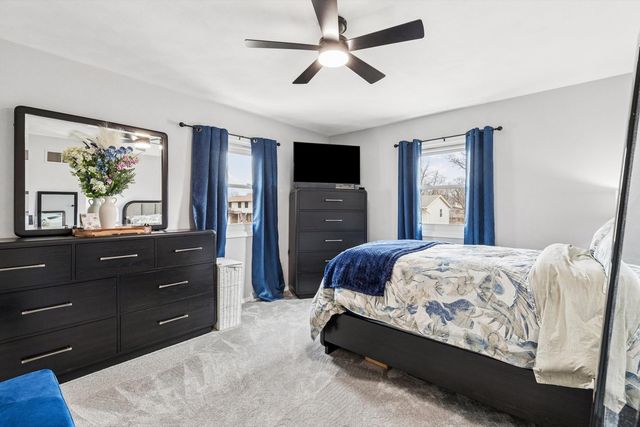 2501 2nd Street, Moline, IL 61265