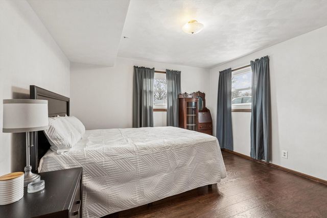 2501 2nd Street, Moline, IL 61265