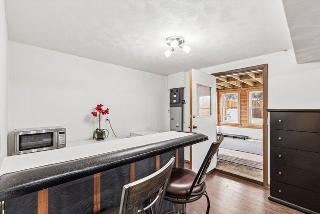 2501 2nd Street, Moline, IL 61265