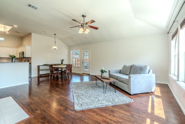 3721 Gardenia Lane, Mckinney, TX 75070