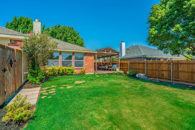 3721 Gardenia Lane, Mckinney, TX 75070