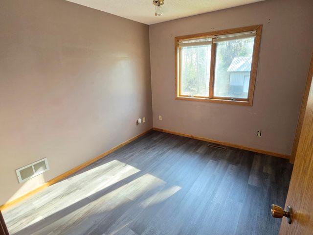 7532 7th Street N, Princeton, MN 55371
