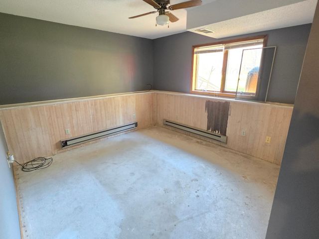 7532 7th Street N, Princeton, MN 55371