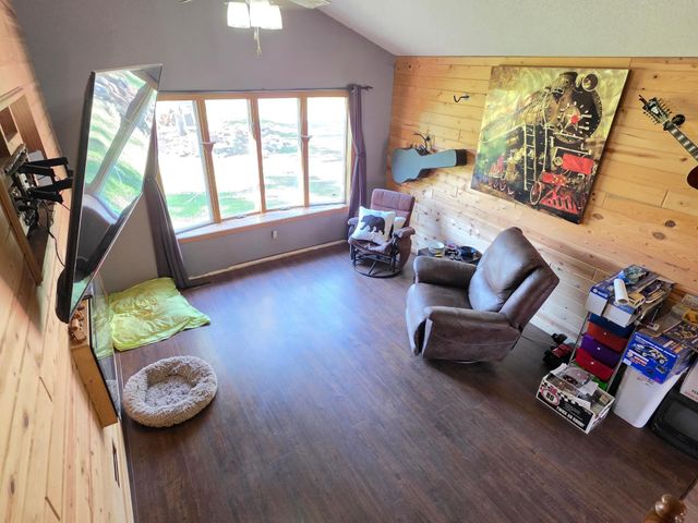 7532 7th Street N, Princeton, MN 55371