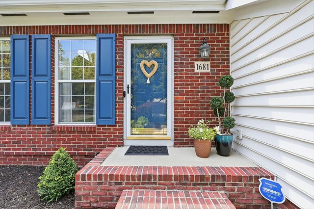 1681 Gosport Place, New Albany, OH 43054