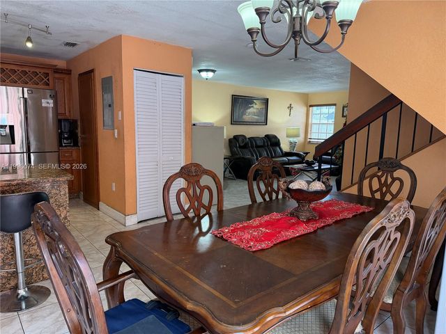 9085 Grand Canal Dr, Miami, FL 33174