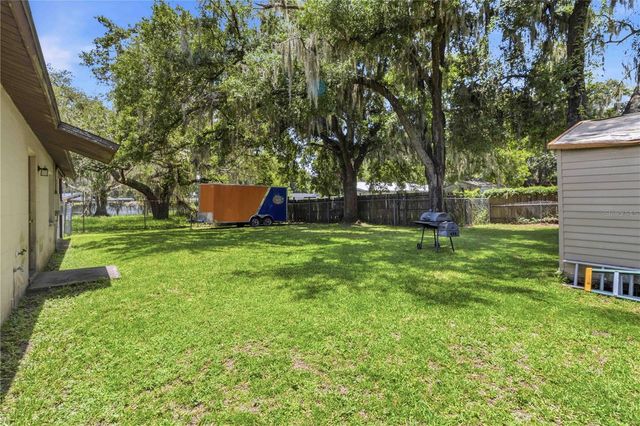 2113 OAKVIEW LANE, Plant City, FL 33566