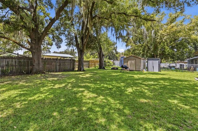 2113 OAKVIEW LANE, Plant City, FL 33566