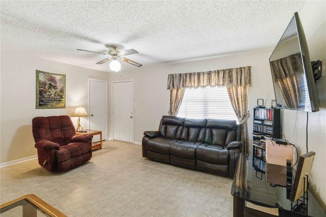 2113 OAKVIEW LANE, Plant City, FL 33566