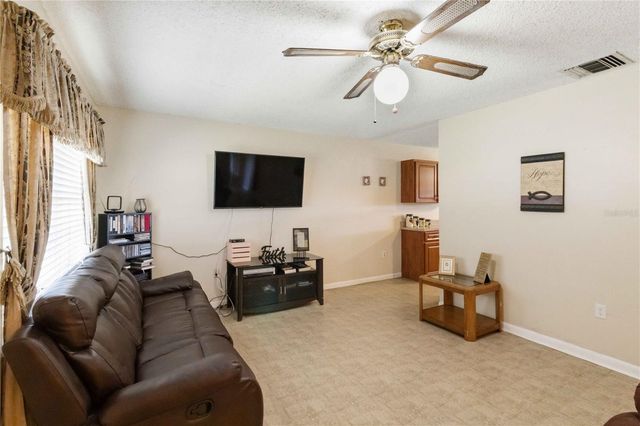2113 OAKVIEW LANE, Plant City, FL 33566
