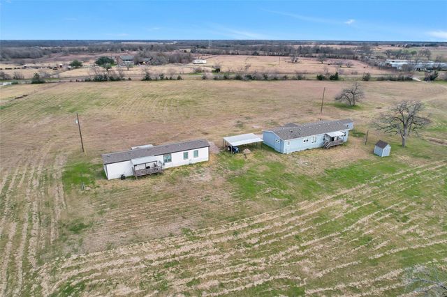 6083 Fm 3060, Midway, TX 75852