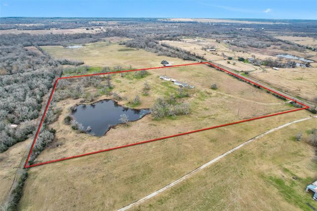 6083 Fm 3060, Midway, TX 75852