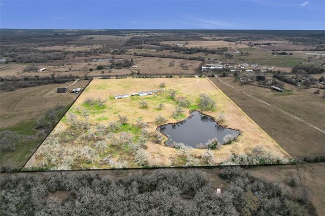 6083 Fm 3060, Midway, TX 75852