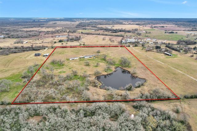 6083 Fm 3060, Midway, TX 75852